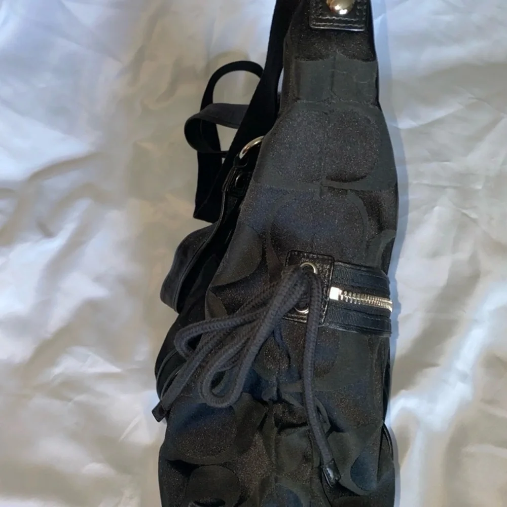 Coach Black Shoulder Bag with Silver Details - Picture 4 of 9